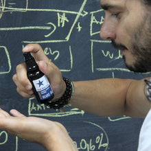 Charger l&#39;image dans la galerie, Huile à Barbe Spartan Hero - Revitaliser - 50ml