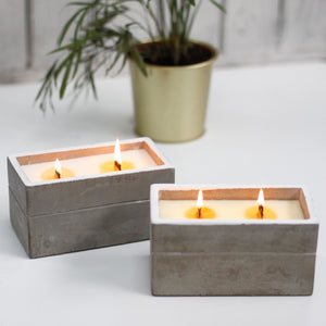 Grande Bougie en Béton et Cire de Soja - Clou de Girofle & Santal Sombre