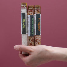 Charger l&#39;image dans la galerie, Sels de Bain Aromatiques - Coffret Cadeau de 7 Flacons