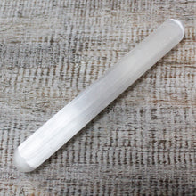 Charger l&#39;image dans la galerie, Baguette de Sélénite Premium 16cm - Purification &amp; Rituels Sacrés