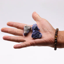 Charger l&#39;image dans la galerie, Cristaux Bruts Sodalite 500g - Pierre de Communication et Intuition