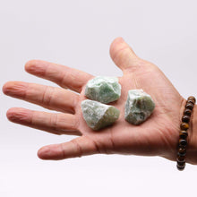 Charger l&#39;image dans la galerie, Cristaux Bruts Jade Cristal 500g - Pierre d&#39;Harmonie et Prospérité