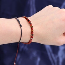 Charger l&#39;image dans la galerie, Bougie en cristal du zodiaque avec bracelet en pierres précieuses - Lion